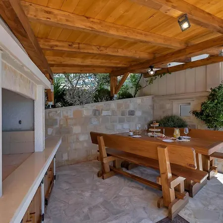 Spring In Makarska, Private Pool