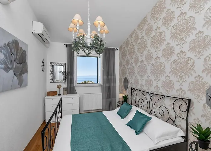 Spring In Makarska, Private Pool Villa Makarska